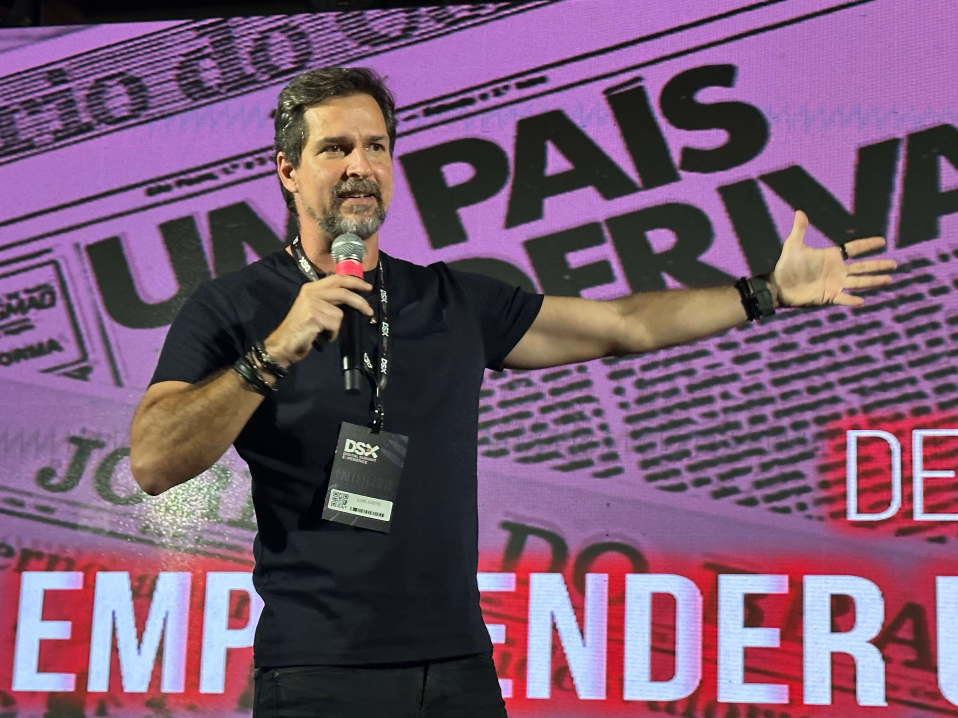 Luis Justo no palco do DSX 2026